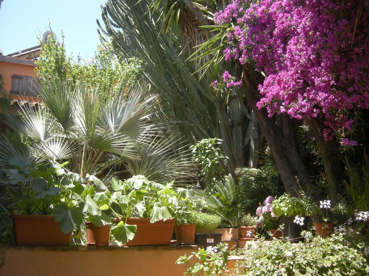 Via Dei Gerani B&B Sìnnai 외부 사진